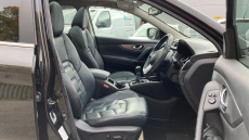 Nissan Qashqai 1.3 DiG-T N-Motion 5dr Petrol Hatchback